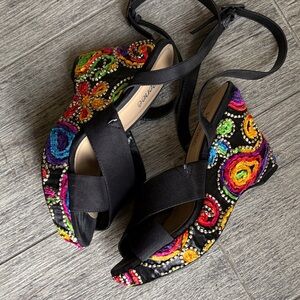 J.Renee Black Wedge Sandals with Multicolor Embroidered Swirls